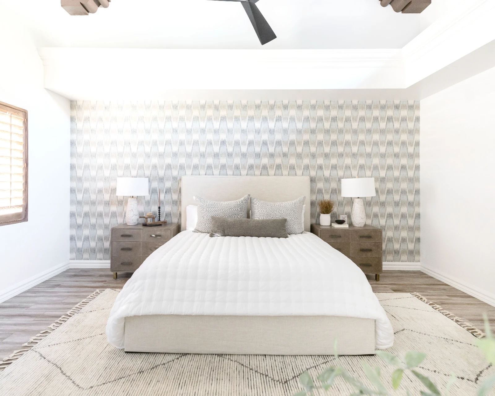 A bedroom with an accent wall